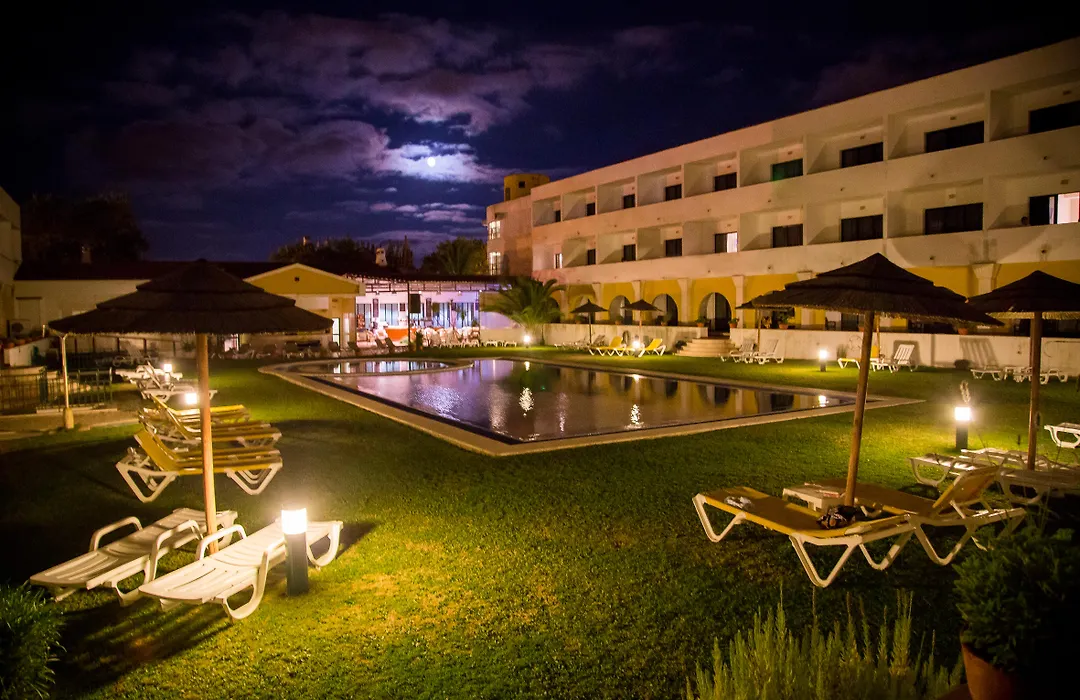 Hotel Dom Fernando-1